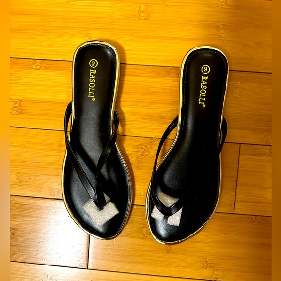 New - Rasolli Slip On Flat Flip Flops Women's - Size 9 - Picture 5 of 8